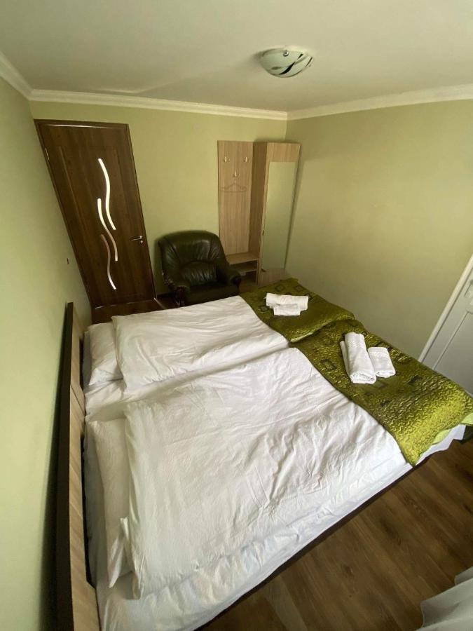 Nino'S Guest House Kazbegi Ngoại thất bức ảnh
