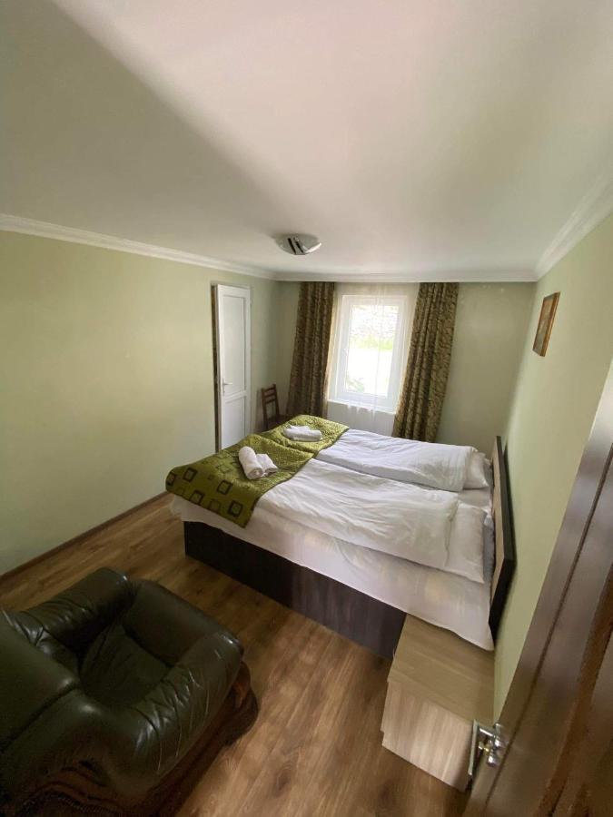 Nino'S Guest House Kazbegi Ngoại thất bức ảnh