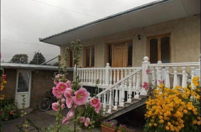 Nino'S Guest House Kazbegi Ngoại thất bức ảnh
