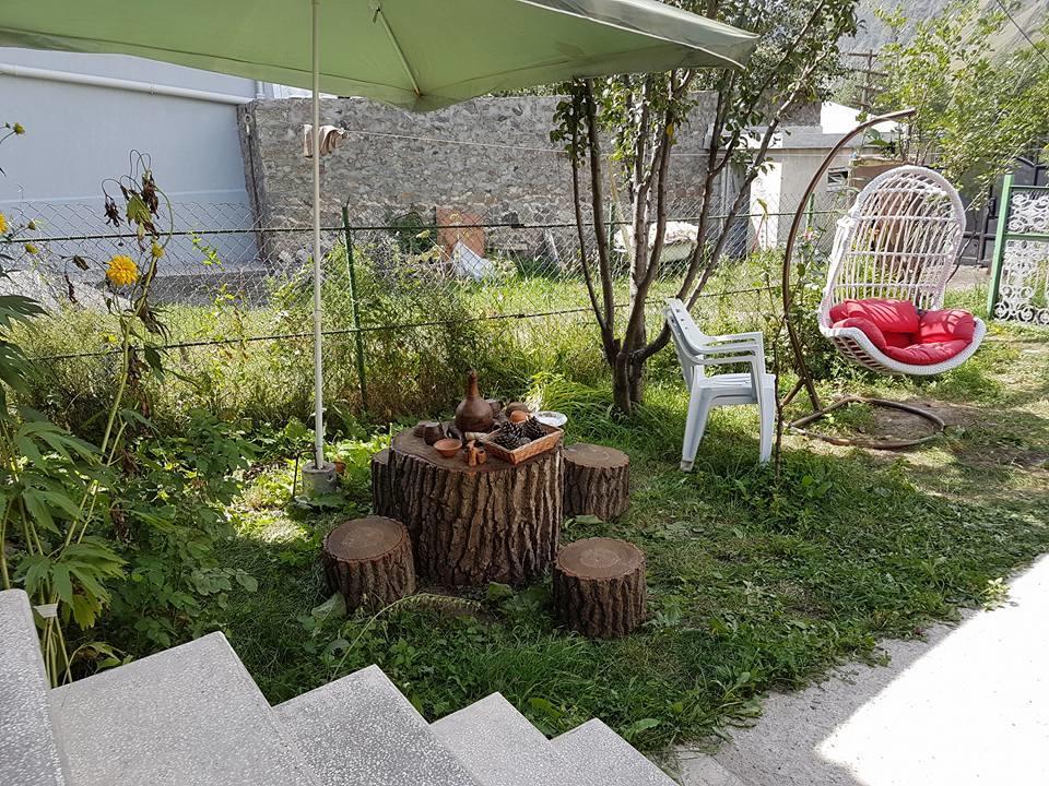 Nino'S Guest House Kazbegi Ngoại thất bức ảnh