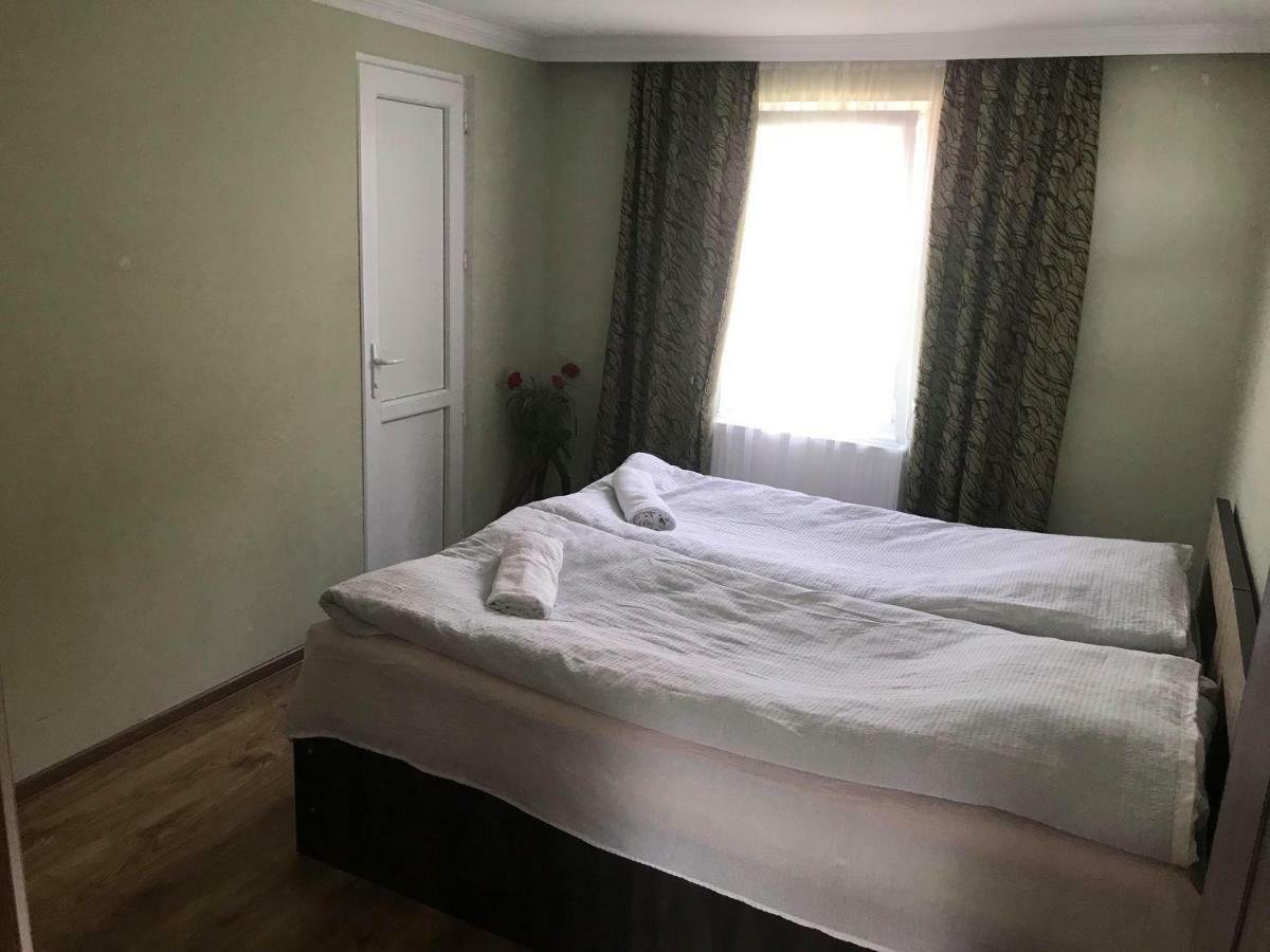 Nino'S Guest House Kazbegi Ngoại thất bức ảnh
